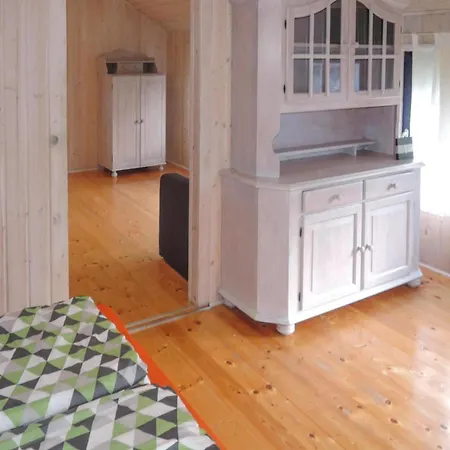 Home, For 6 Persons, Cleaning Included * Nowe Warpno